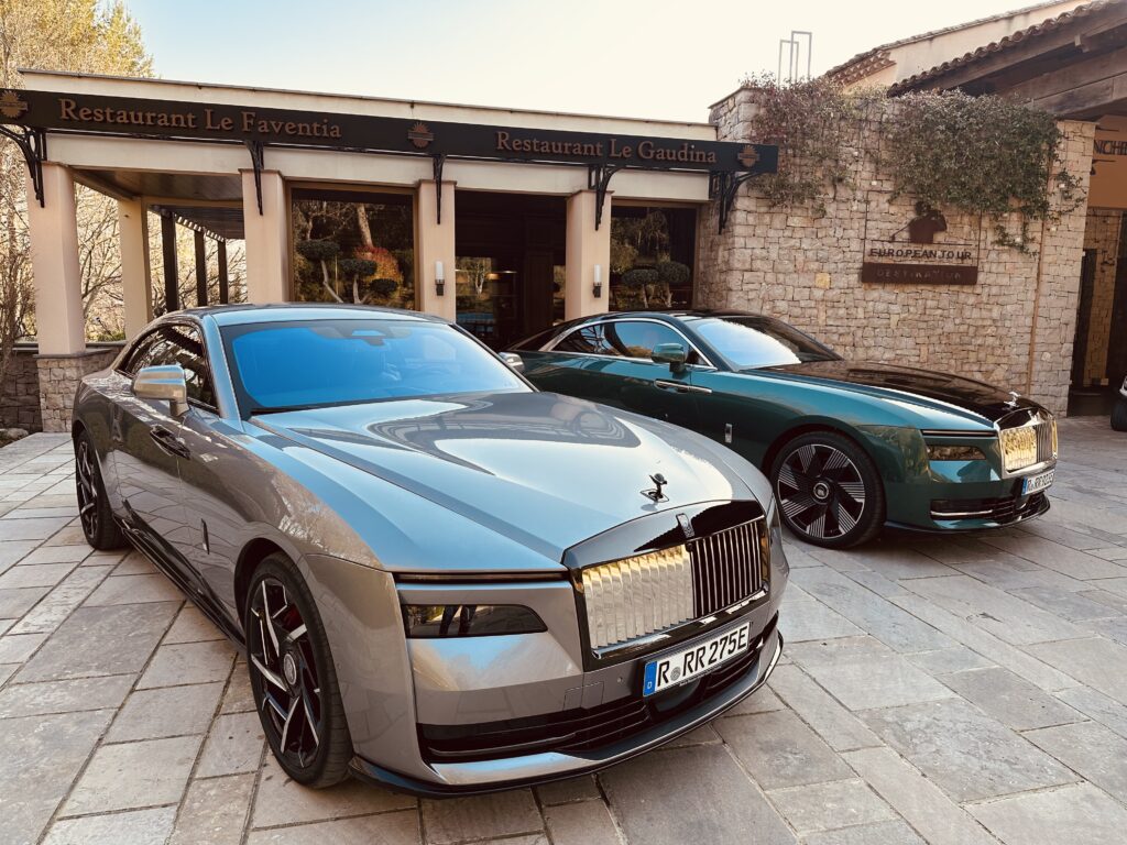 Rolls-Royce Spectre koeajossa – miltä tuntuu 440 000 € sähköauto? Rolls Royce Spectre