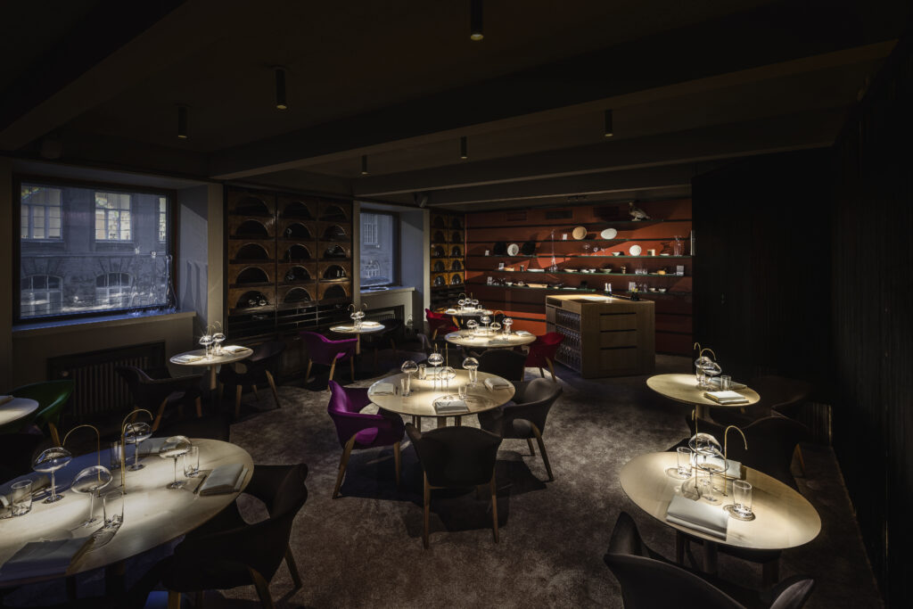 Kaikki Michelin-ravintolat Suomessa 2026 – lista, hinnat ja tähdet Finnjävel Salonki