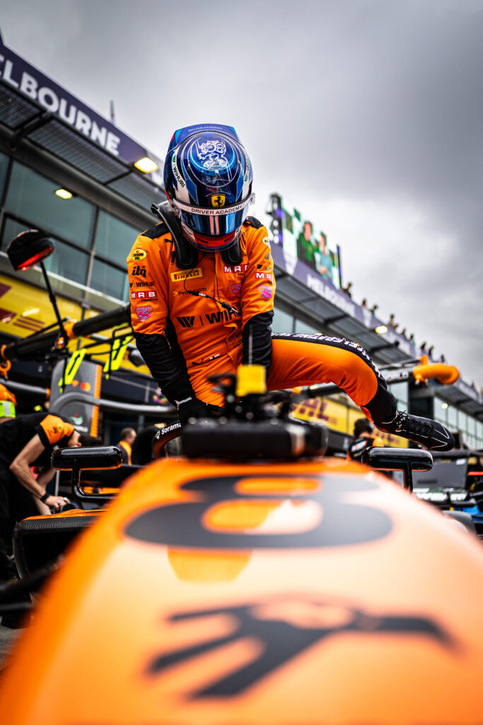 Onko Tuukka Taposen F1-unelma vaarassa? Kuljettaja antaa suoran vastauksen Tuukka Taponen Melbournessa