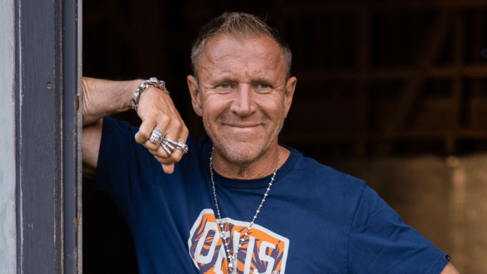 Deep Water -arvostelut, Renny Harlin