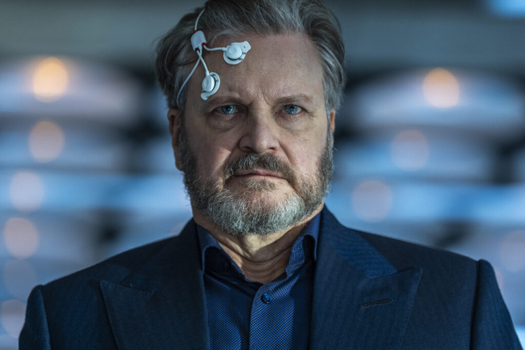 Elokuva-arvostelu: Spielbergin huippuodotettu ufo-uutuus jää harmillisesti puolitiehen Disclosure Day Colin Firth