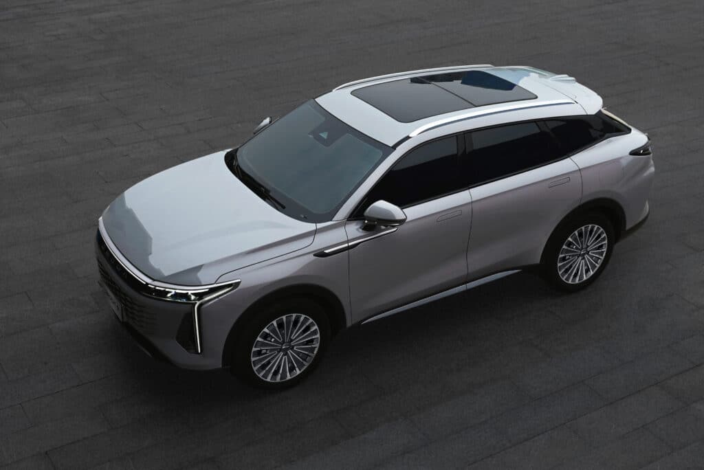 Omoda 9 PHEV tulee Suomeen syksyllä 49 900 euron ennakkohinnalla