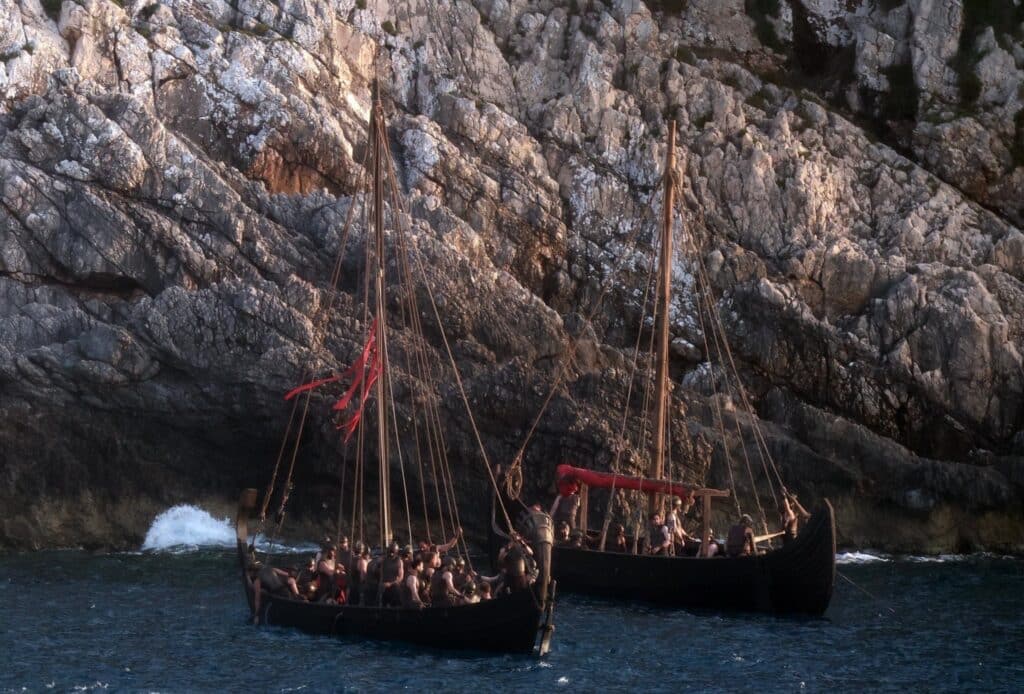 The Odyssey kuvaa Odysseuksen vaarallista kotimatkaa myrskyjen ja muistojen keskellä