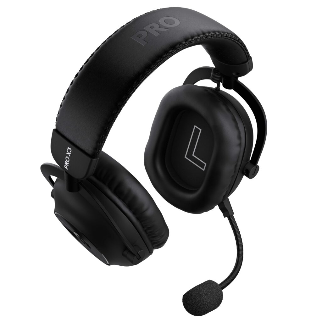 Testi: Logitechin PRO-välineet saavat markettinäppäimistön tuntumaan muoviroskalta – mutta siitä saa maksaa Mustat Logitech G PRO X3 LIGHTSPEED -pelikuulokkeet, joissa on pehmustettu panta ja puomimikrofoni.