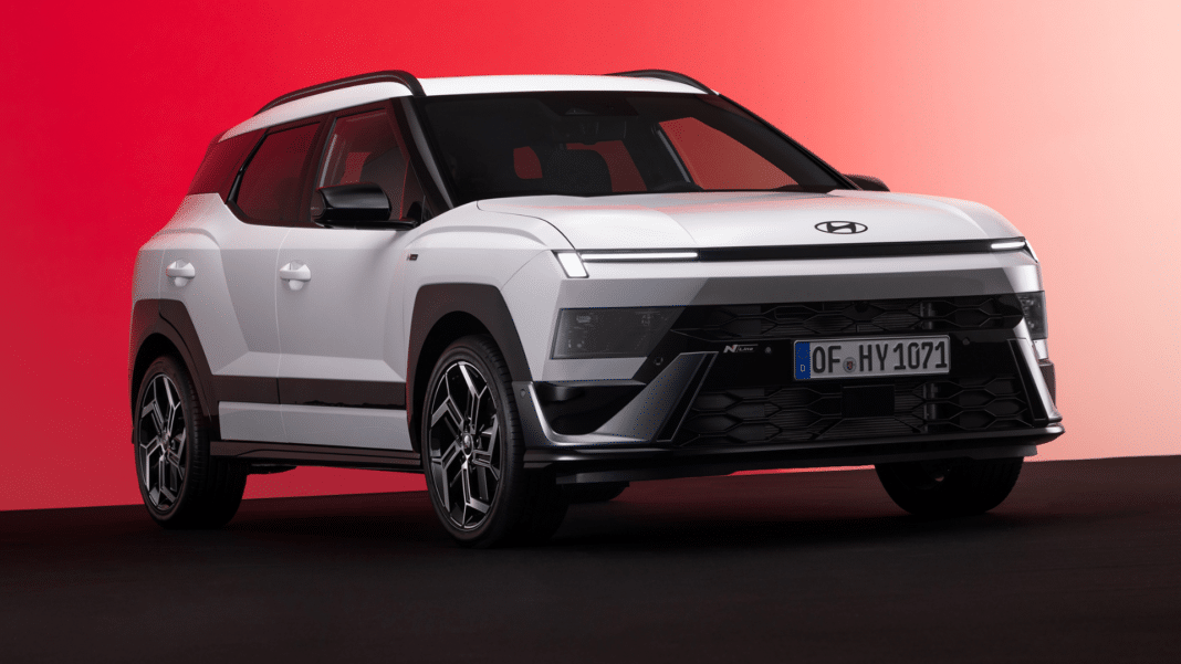 Uusi Hyundai Bayon etuviistosta kuvattuna.