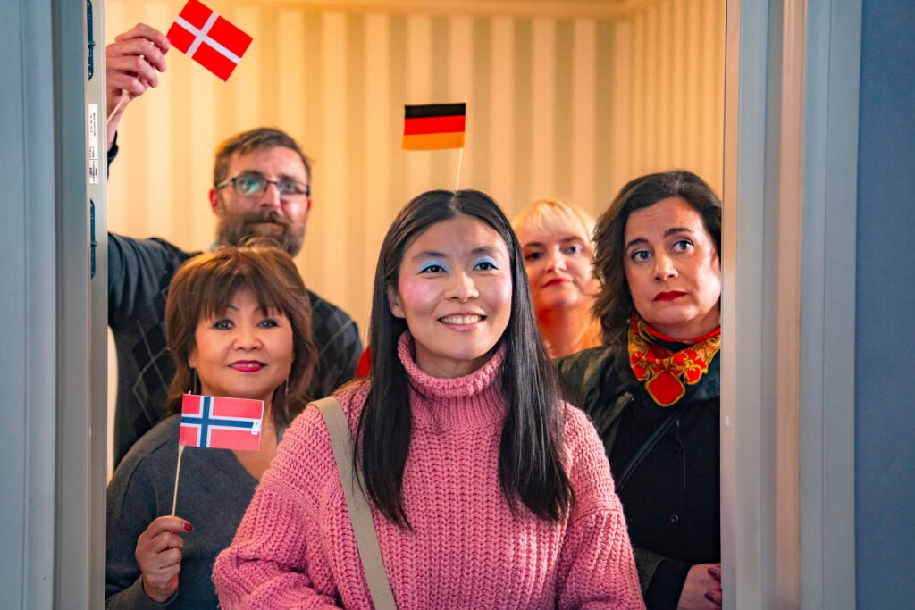 Elokuva-arvostelu: Ripulipussi tiivistää Pirjo i Sverigen epätoivon Pirjo i Sverige